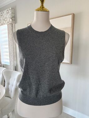 NWT Theory Light Charcoal Cashmere Shell